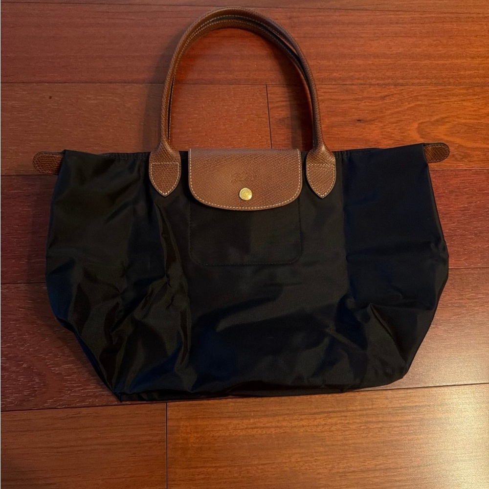 Longchamp Le Pliage M Tote
